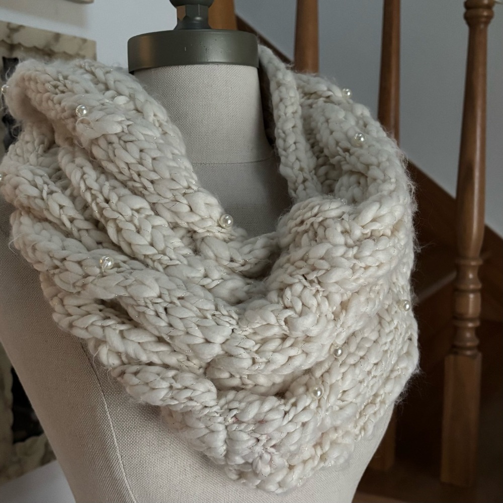 Betsey Johnson Cozy Knit Chunky Infinity Scarf with Pearl Details - Picture 2 of 5